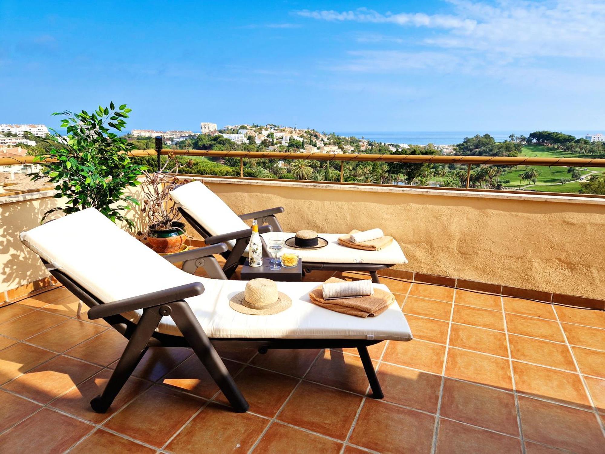 Penthouse Benalvistas Torregolf Seaview Apartment Benalmádena Exterior foto